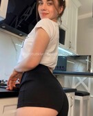 Анкета проститутки Каролина - метро Тверской, возраст - 24